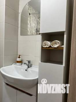 1-к квартира, посуточно, 27м2, 8/16 этаж