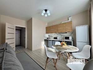 1-к квартира, посуточно, 45м2, 1/1 этаж