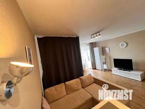 Студия квартира, посуточно, 43м2, 8/13 этаж