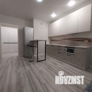 Студия квартира, посуточно, 31м2, 13/19 этаж