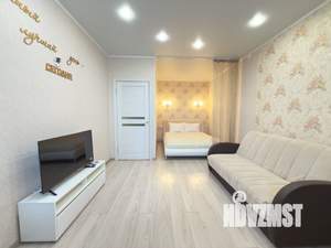 1-к квартира, посуточно, 35м2, 19/19 этаж