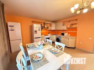 1-к квартира, посуточно, 60м2, 2/10 этаж