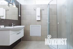 1-к квартира, посуточно, 40м2, 5/5 этаж