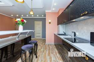 1-к квартира, посуточно, 60м2, 1/1 этаж