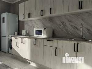 1-к квартира, посуточно, 40м2, 9/16 этаж