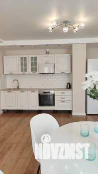 2-к квартира, посуточно, 57м2, 18/18 этаж