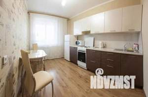 1-к квартира, посуточно, 49м2, 1/1 этаж