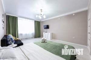 1-к квартира, посуточно, 49м2, 1/1 этаж