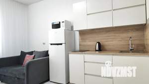 1-к квартира, посуточно, 40м2, 4/25 этаж