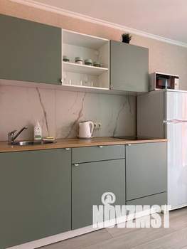 Студия квартира, посуточно, 38м2, 3/17 этаж