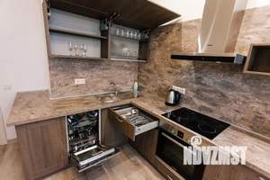 1-к квартира, посуточно, 55м2, 10/25 этаж