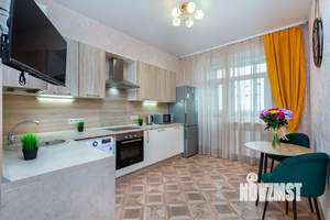 1-к квартира, посуточно, 50м2, 1/1 этаж