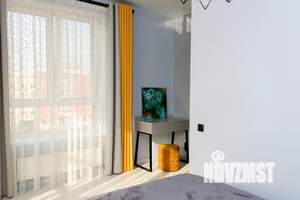 Студия квартира, посуточно, 45м2, 6/9 этаж