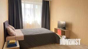 1-к квартира, посуточно, 35м2, 5/10 этаж