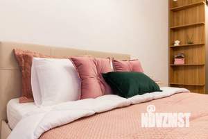 Студия квартира, посуточно, 35м2, 7/17 этаж