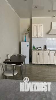 Студия квартира, посуточно, 35м2, 13/15 этаж