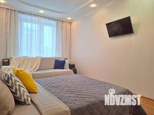 1-к квартира, посуточно, 39м2, 8/16 этаж