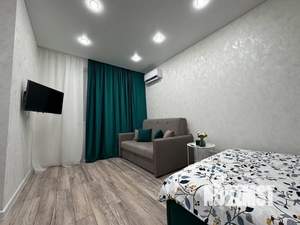 Студия квартира, посуточно, 30м2, 21/22 этаж