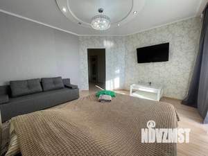 1-к квартира, посуточно, 50м2, 1/1 этаж