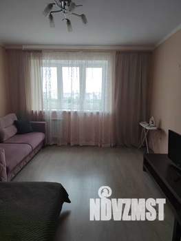 2-к квартира, посуточно, 65м2, 8/17 этаж