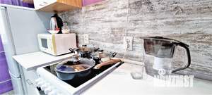 Студия квартира, посуточно, 35м2, 1/9 этаж