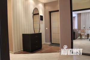 1-к квартира, посуточно, 60м2, 1/1 этаж