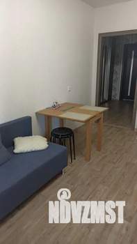 1-к квартира, посуточно, 42м2, 3/17 этаж