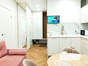 1-к квартира, посуточно, 43м2, 1/1 этаж