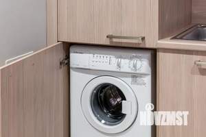 Студия квартира, посуточно, 42м2, 7/20 этаж