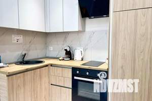 1-к квартира, посуточно, 35м2, 6/9 этаж