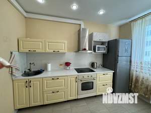 1-к квартира, посуточно, 38м2, 8/17 этаж