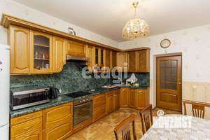 4-к квартира, на длительный срок, 120м2, 3/5 этаж