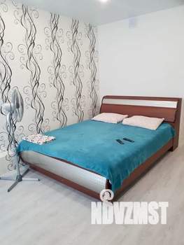 Студия квартира, посуточно, 24м2, 13/20 этаж