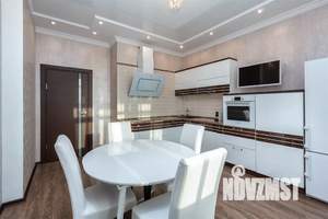 1-к квартира, посуточно, 70м2, 12/23 этаж