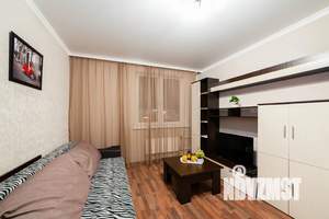 1-к квартира, посуточно, 35м2, 1/17 этаж