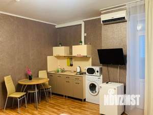 Студия квартира, посуточно, 30м2, 10/15 этаж