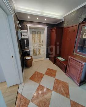 1-к квартира, на длительный срок, 58м2, 5/6 этаж