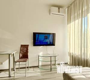 Студия квартира, посуточно, 28м2, 2/17 этаж