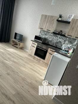 Студия квартира, посуточно, 30м2, 10/10 этаж