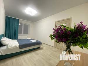1-к квартира, посуточно, 63м2, 1/4 этаж