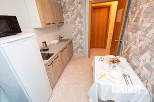1-к квартира, посуточно, 42м2, 1/1 этаж