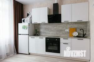 1-к квартира, посуточно, 40м2, 3/17 этаж