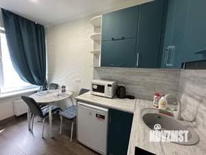 Студия квартира, посуточно, 35м2, 2/17 этаж