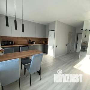 Студия квартира, посуточно, 45м2, 2/10 этаж