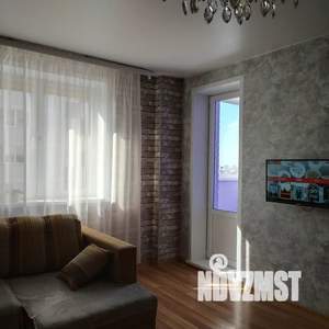 Студия квартира, посуточно, 35м2, 17/20 этаж