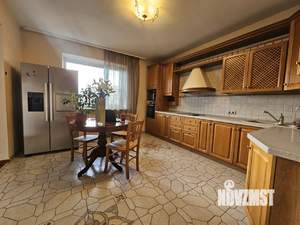 4-к квартира, на длительный срок, 150м2, 5/10 этаж
