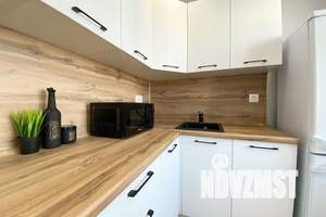 1-к квартира, посуточно, 33м2, 8/20 этаж