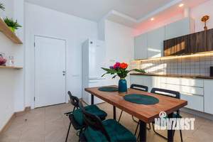 1-к квартира, посуточно, 61м2, 1/1 этаж