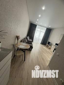 Студия квартира, посуточно, 31м2, 10/10 этаж