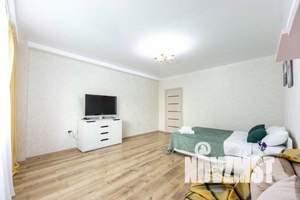 1-к квартира, посуточно, 48м2, 11/18 этаж